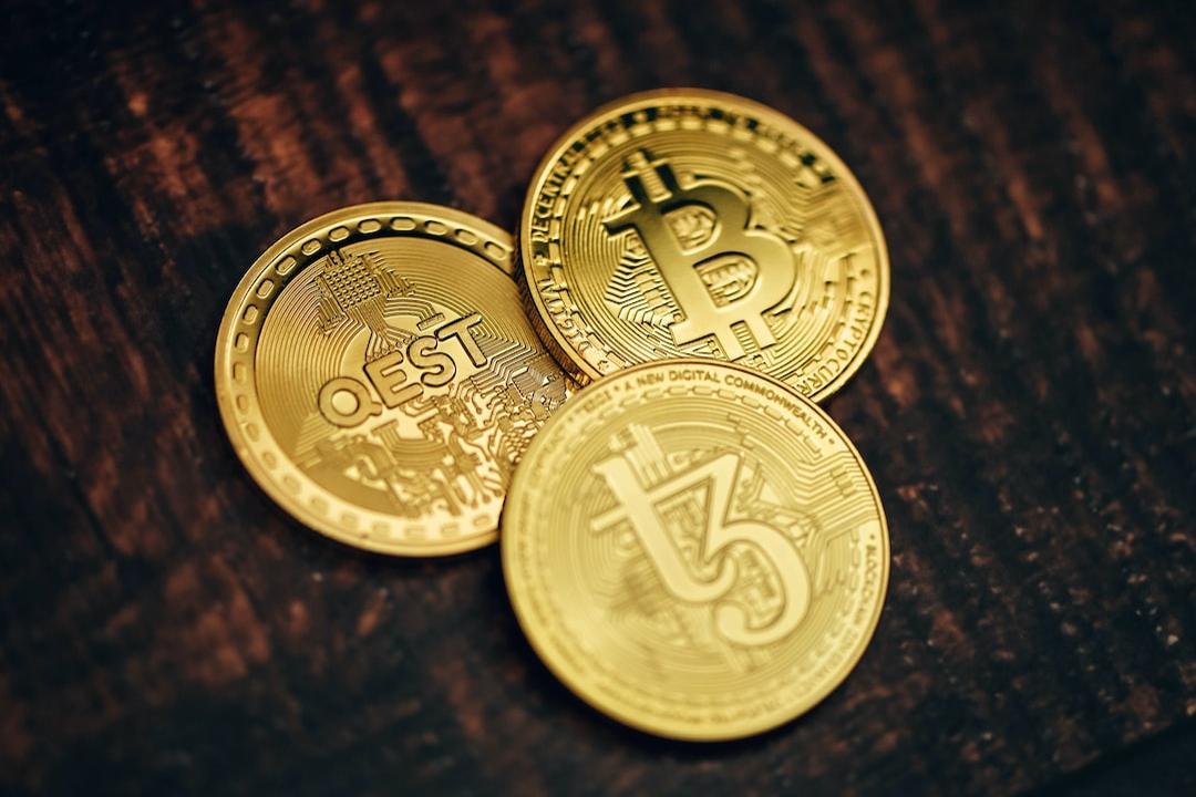 Trader Predicts Over 275 Surge for LargeCap Memecoin Offers Bitcoin and XRP Outlook Update